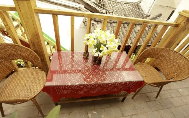Lijiang Xieyiju Hostel