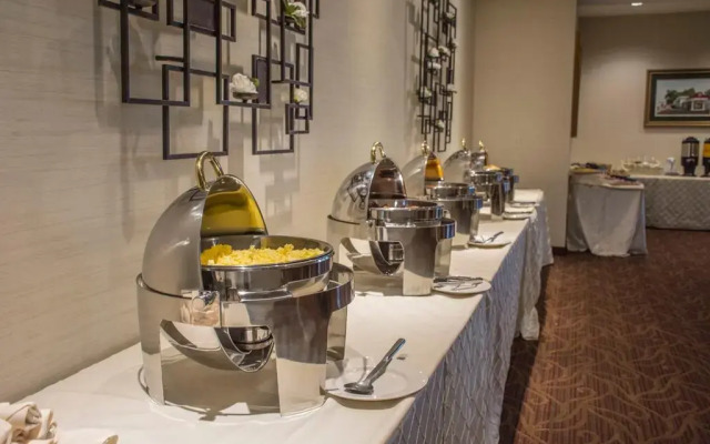 The Delavan Hotel & Spa