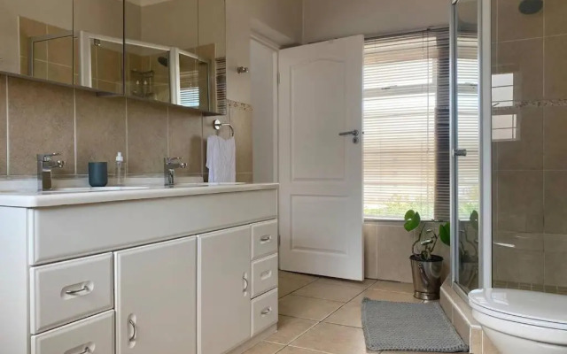 Odenvillea House - Amazing Sea Views