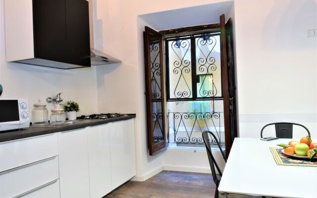 Silver Suite Coliseum