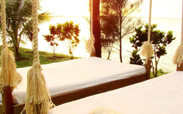 Paraiso Rainforest and Beach Hotel