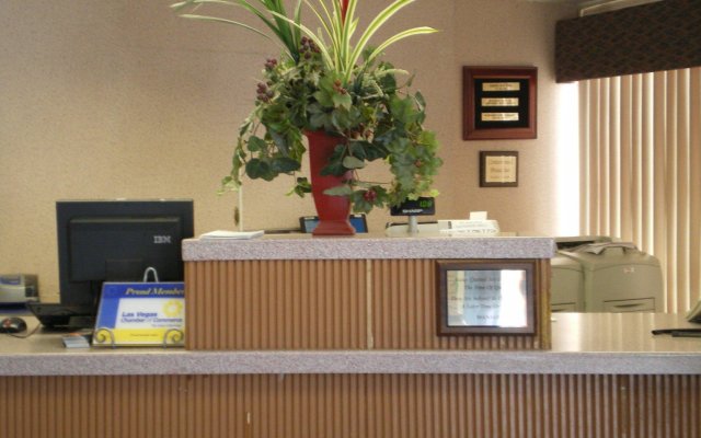 Travelsuites Inn