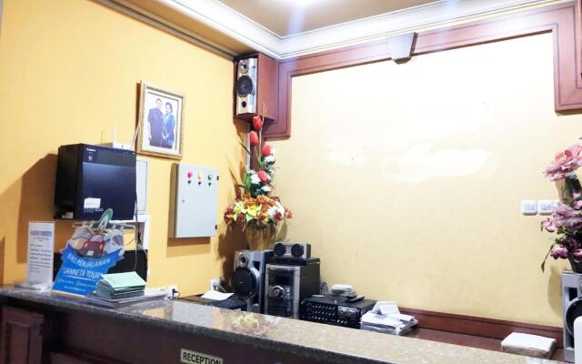 Capital O 90254 Gardena Inn