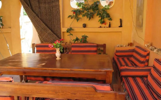 Nile Compound Hotel