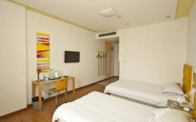 Yinzuo Jiayi Chain Hotel (Yishui Bus Station Branch)