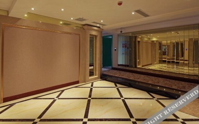 Ruijin Exotic Hotel (Chongqing North Railway Station Store)