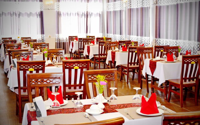 Kaung Myint Hotel