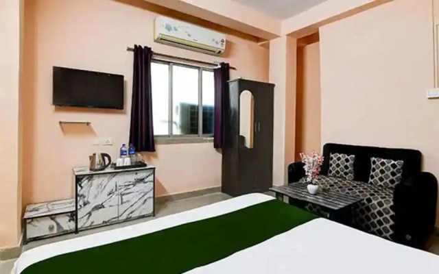 Fabhotel The Infinity