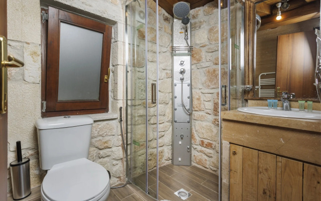 Akritas Ef Zin Villas & Suites