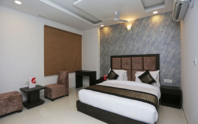 OYO 14769 Hotel Belmond