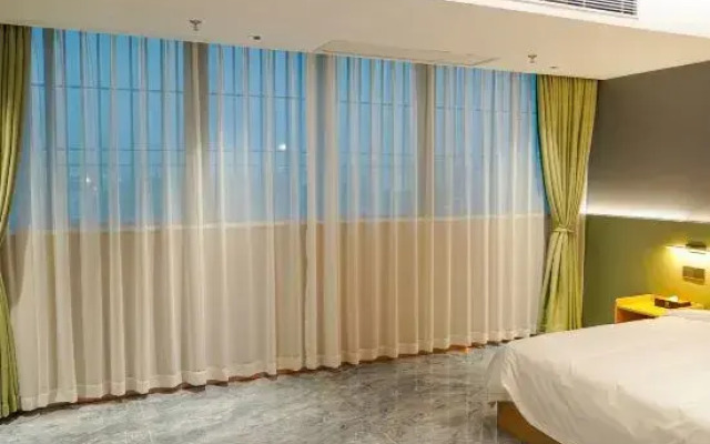 Floral Hotel·Runhe Wanting Hotel