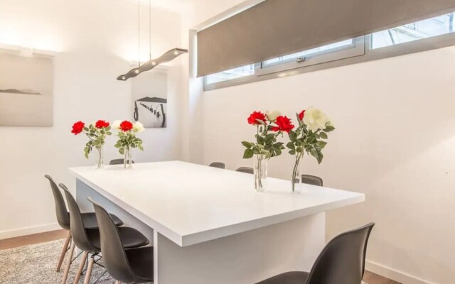 Stylish Maisonette, Kerameikos