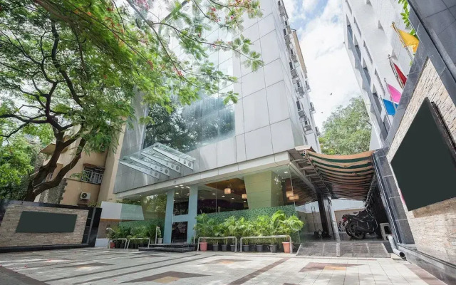 Edition O 30016 Citiotel Shivajinagar