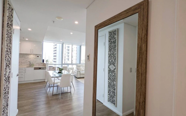 Beautiful 1 Bedroom Gold Coast Retreat With Free Parking