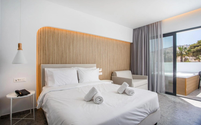 Aiora Aqua Resort