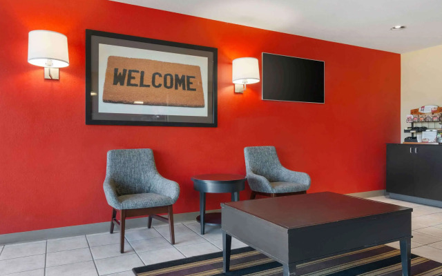 Extended Stay America Select Suites St Louis Earth City