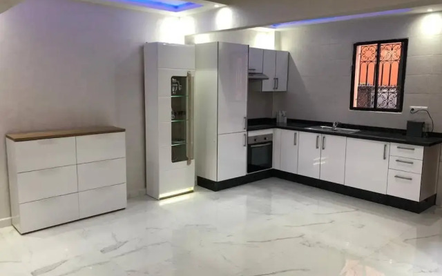 Yallahriyad Triplex For 6 Persons Max