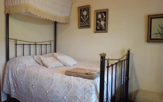 The Pomegranate's House