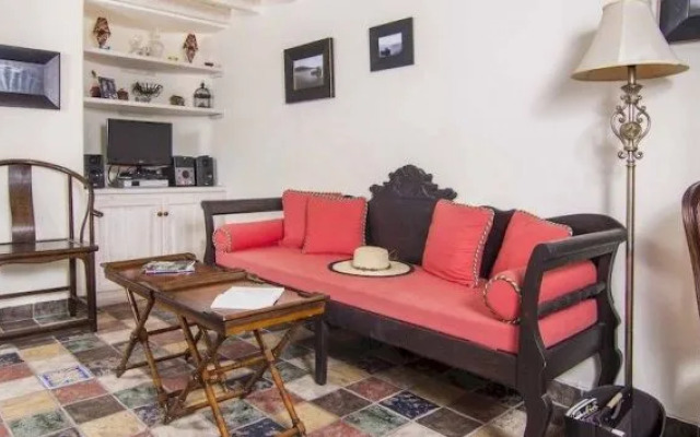 Oia's Sunset Apartments