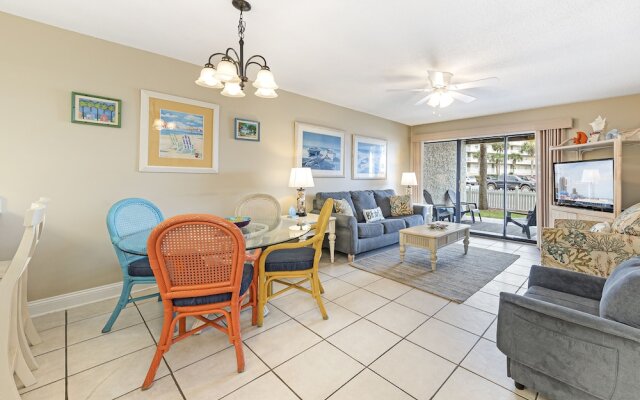 Seaside Beach & Racquet Condos