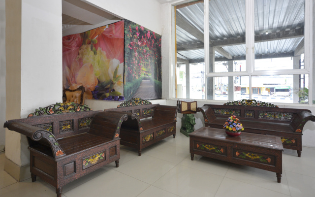 OYO 586 Hotel Wijaya