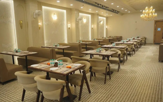 The Apline Hotel Aligarh