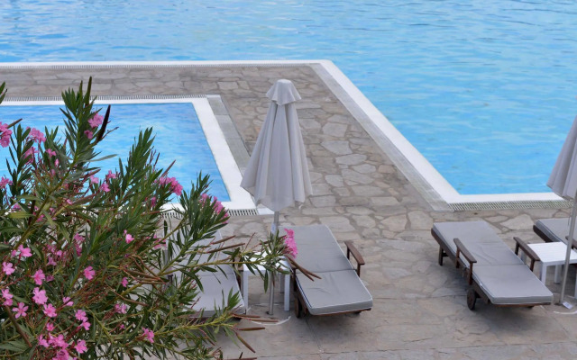 Karma Porto Paros