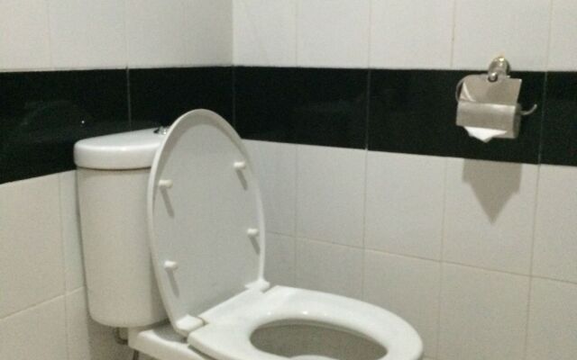 Maktal Hotel Mataram