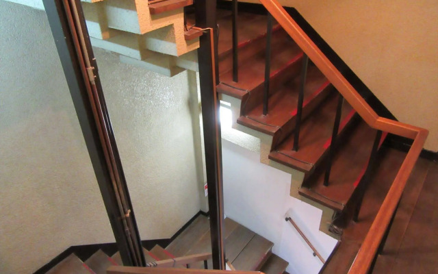 SAKURA GUEST HOUSE OSAKA DOUTONBORI (for female only)