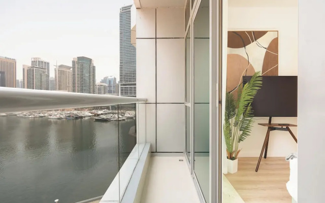 KeyRock Living - Marina Studio Sea View