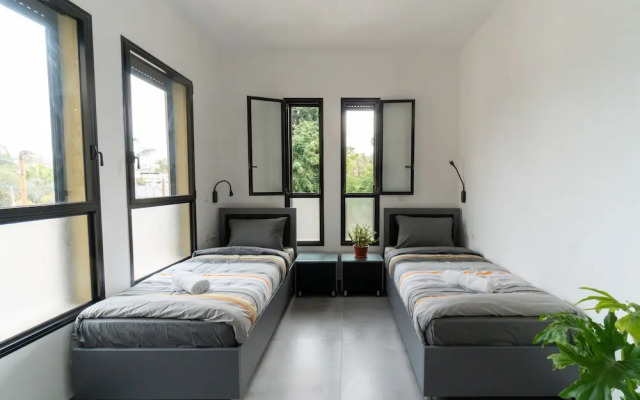 Nahal Oz 33