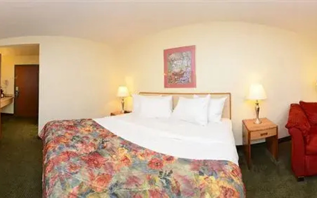 Baymont Inn and Suites Decatur