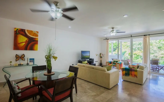 Playa Ge 205 A 2 Bedroom Condo by Redawning