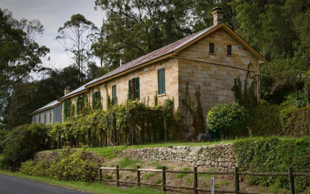 Tizzana Winery Bed & Breakfast