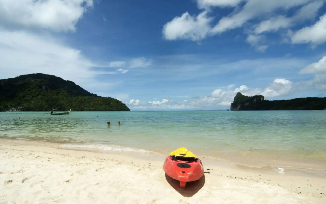 Phi Phi Bucket Hostel