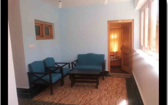 Hotel New Glacier View – Guest Rooms – Leh