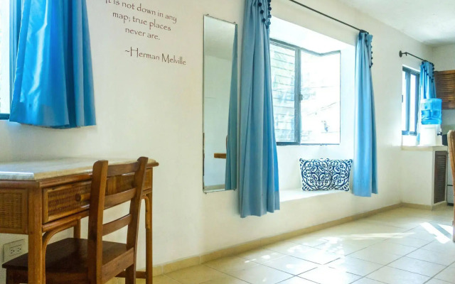 Luna Blue Hotel & Garden