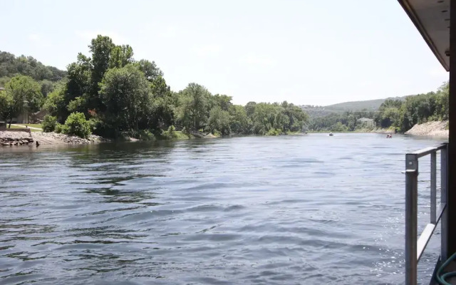 Tuscany On Taneycomo 2 Bedroom Condo by RedAwning