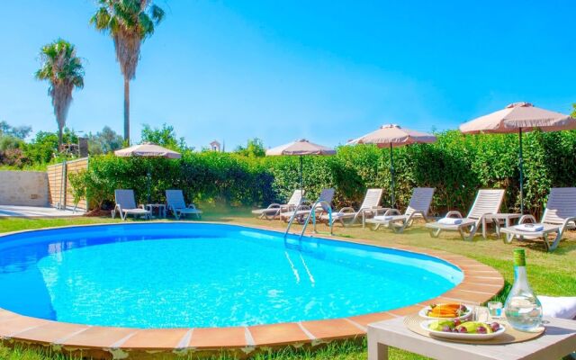 Spacious Villa in Crete With Pool and Parasol