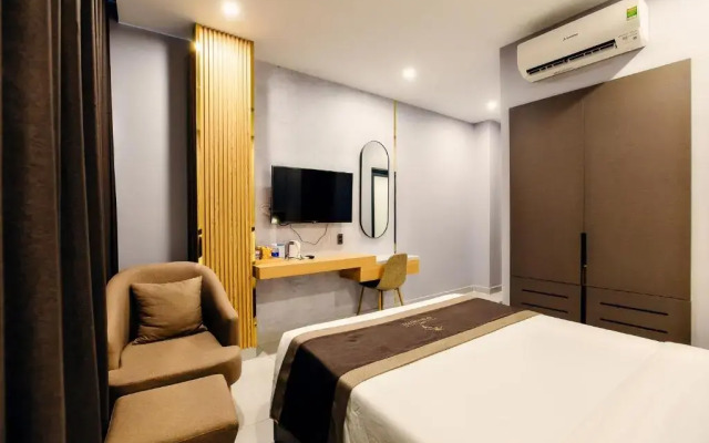 Lion 3 Hotel