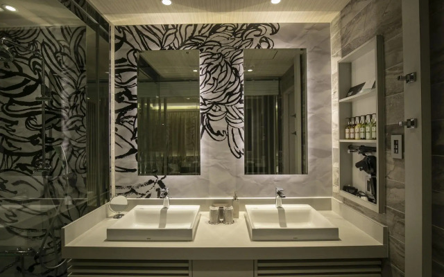Alfit Hotel & Bar Akasaka