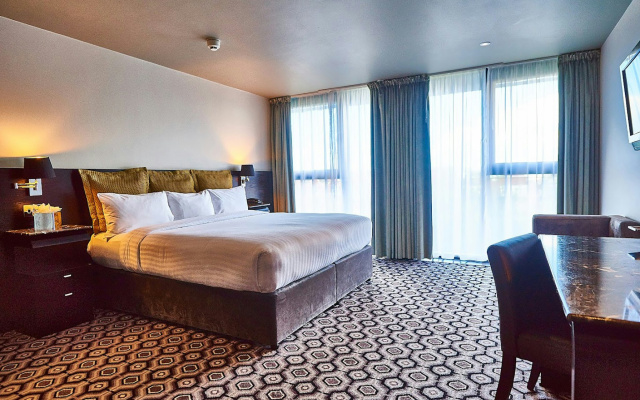 The Vincent Hotel