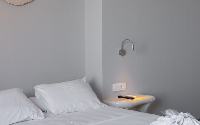 Demilmar Luxury Suites