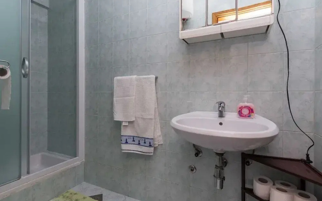 Apartments Kisic - Two-bedroom Apartment With Terrace