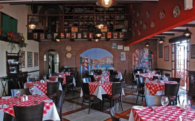 Hotel Florencia Suites & Apartments