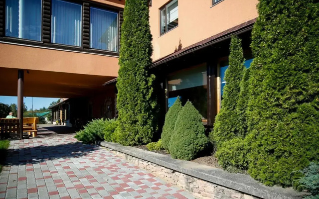 Restaurant & Hotel Klidzina