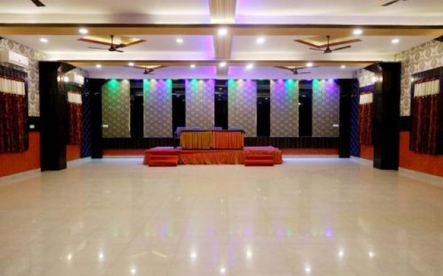 Hotel G K Jain