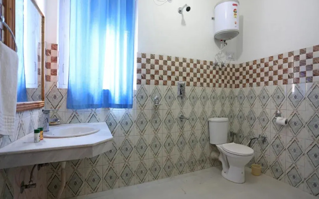 OYO 6426 Hotel Rishi Palace