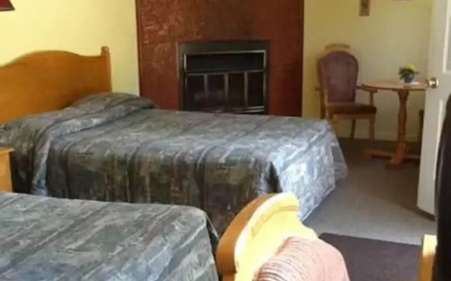 Auberge Mountain View Inn