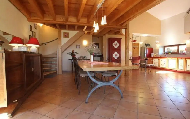 GiTE ROCHE-EN-RéGNIER, 4 PIèCES, 8 PERSONNES - FR-1-582-192